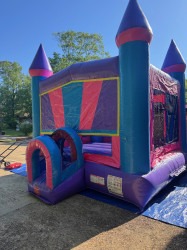 IMG 9616 1746070771 Deluxe bounce house castle 13ft