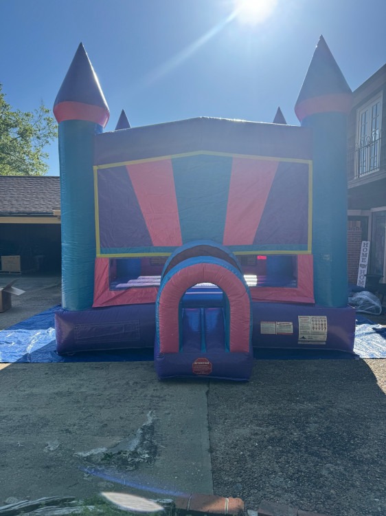 Deluxe bounce house castle 13ft